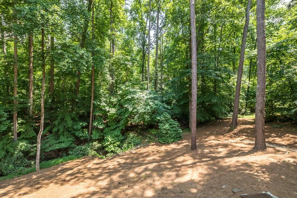 875 Waddington Court, Sandy Springs, Georgia 30350, 5 Bedrooms Bedrooms, ,3 BathroomsBathrooms,Residential,Sold,875 Waddington Court,6027090