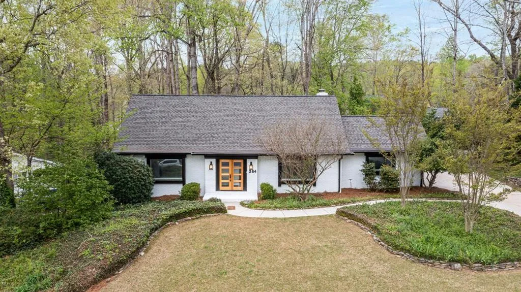 264 Devonwood Drive, Atlanta, Georgia 30328, 5 Bedrooms Bedrooms, ,4 BathroomsBathrooms,Residential,Sold,264 Devonwood Drive,7031181