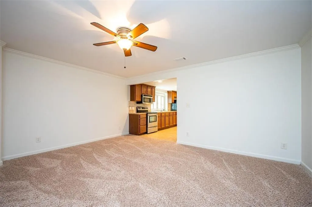 264 Devonwood Drive, Atlanta, Georgia 30328, 5 Bedrooms Bedrooms, ,4 BathroomsBathrooms,Residential,Sold,264 Devonwood Drive,7031181