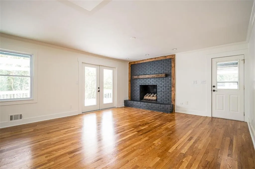 264 Devonwood Drive, Atlanta, Georgia 30328, 5 Bedrooms Bedrooms, ,4 BathroomsBathrooms,Residential,Sold,264 Devonwood Drive,7031181