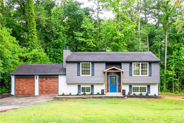 1949 N Landing Way, Marietta, Georgia 30066