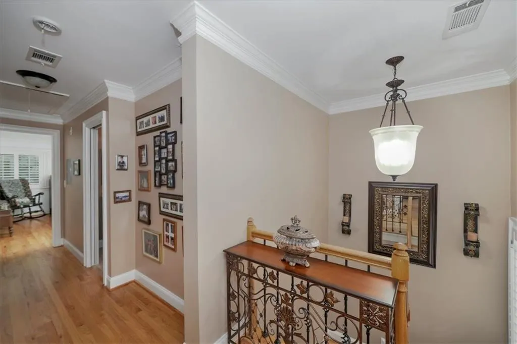 6126 Barfield Road, Atlanta, Georgia 30328, 4 Bedrooms Bedrooms, ,3 BathroomsBathrooms,Residential,Sold,6126 Barfield Road,6923793
