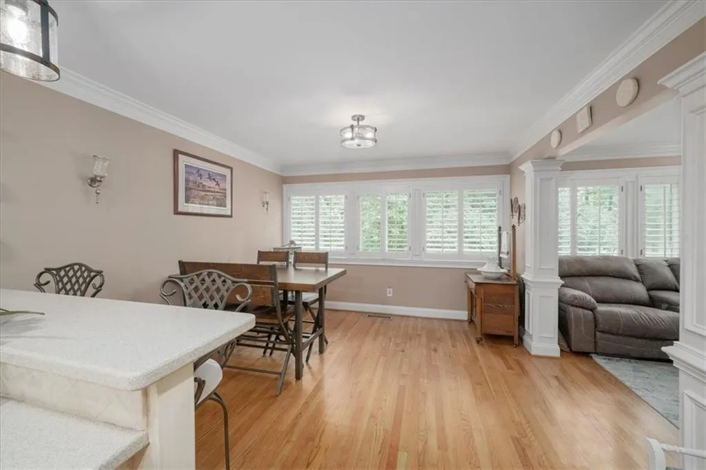 6126 Barfield Road, Atlanta, Georgia 30328, 4 Bedrooms Bedrooms, ,3 BathroomsBathrooms,Residential,Sold,6126 Barfield Road,6923793