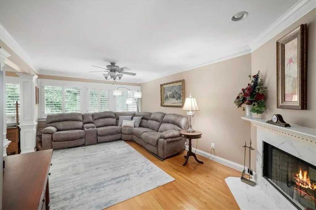 6126 Barfield Road, Atlanta, Georgia 30328, 4 Bedrooms Bedrooms, ,3 BathroomsBathrooms,Residential,Sold,6126 Barfield Road,6923793