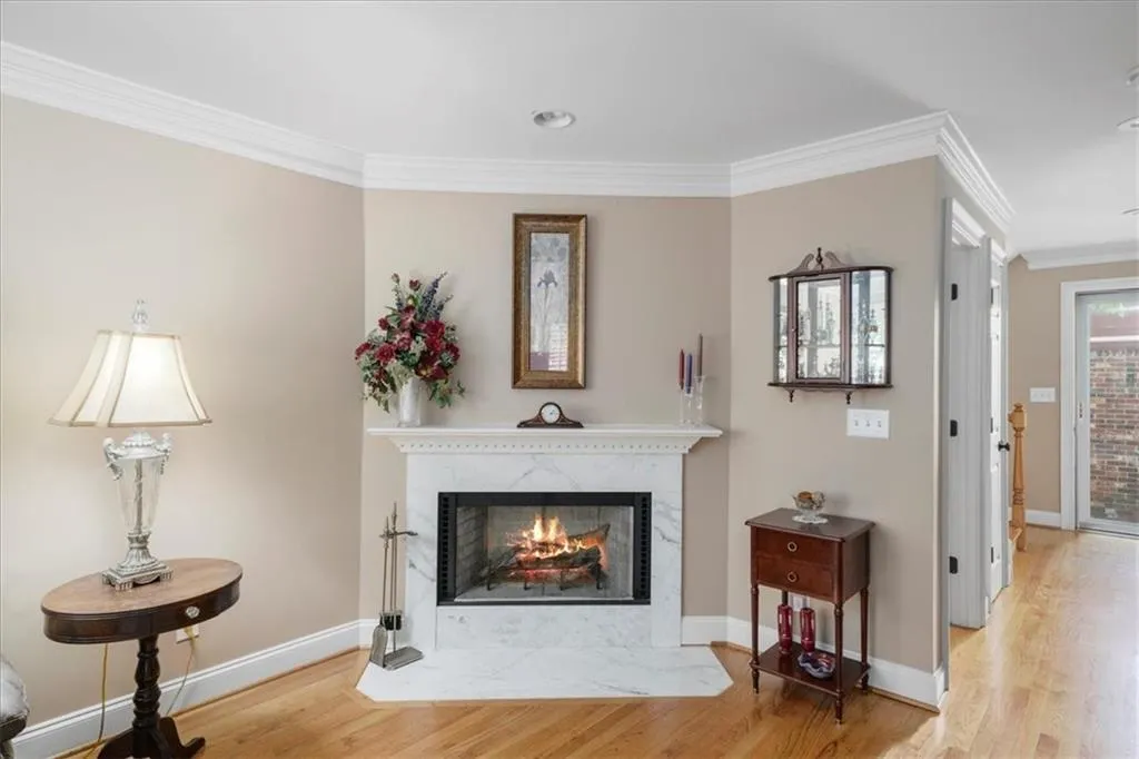 6126 Barfield Road, Atlanta, Georgia 30328, 4 Bedrooms Bedrooms, ,3 BathroomsBathrooms,Residential,Sold,6126 Barfield Road,6923793
