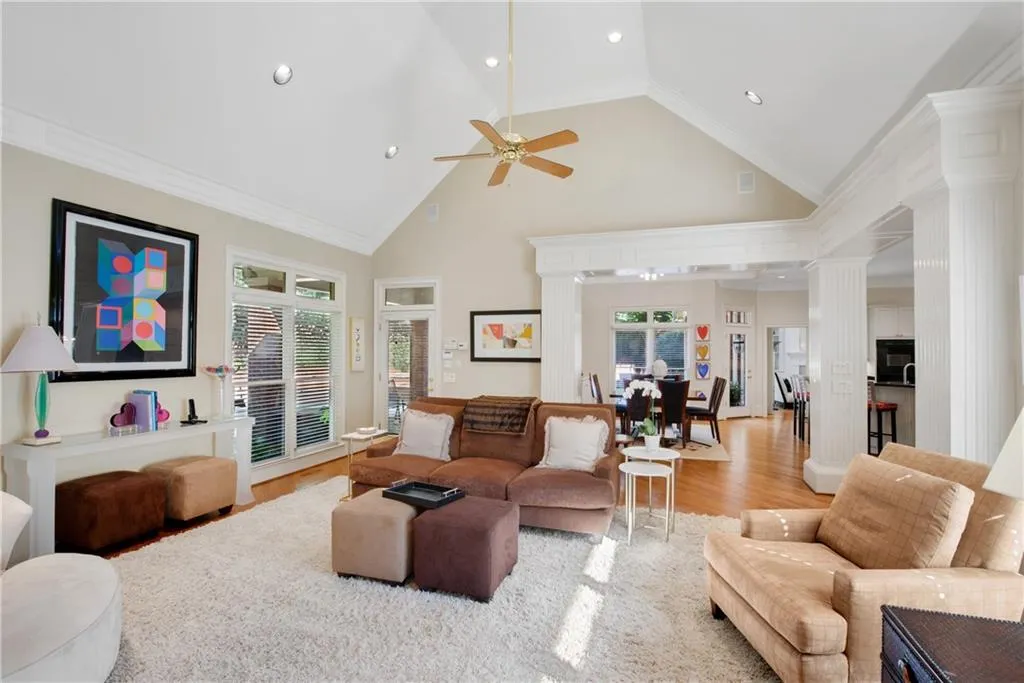 5950 Long Island Drive Nw, Atlanta, Georgia 30328, 5 Bedrooms Bedrooms, ,4 BathroomsBathrooms,Residential,For Sale,5950 Long Island Drive Nw,7723876