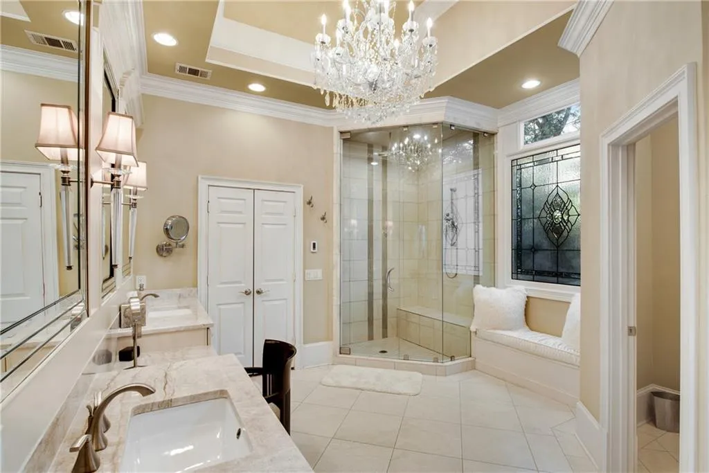 Heated floors and Steam shower