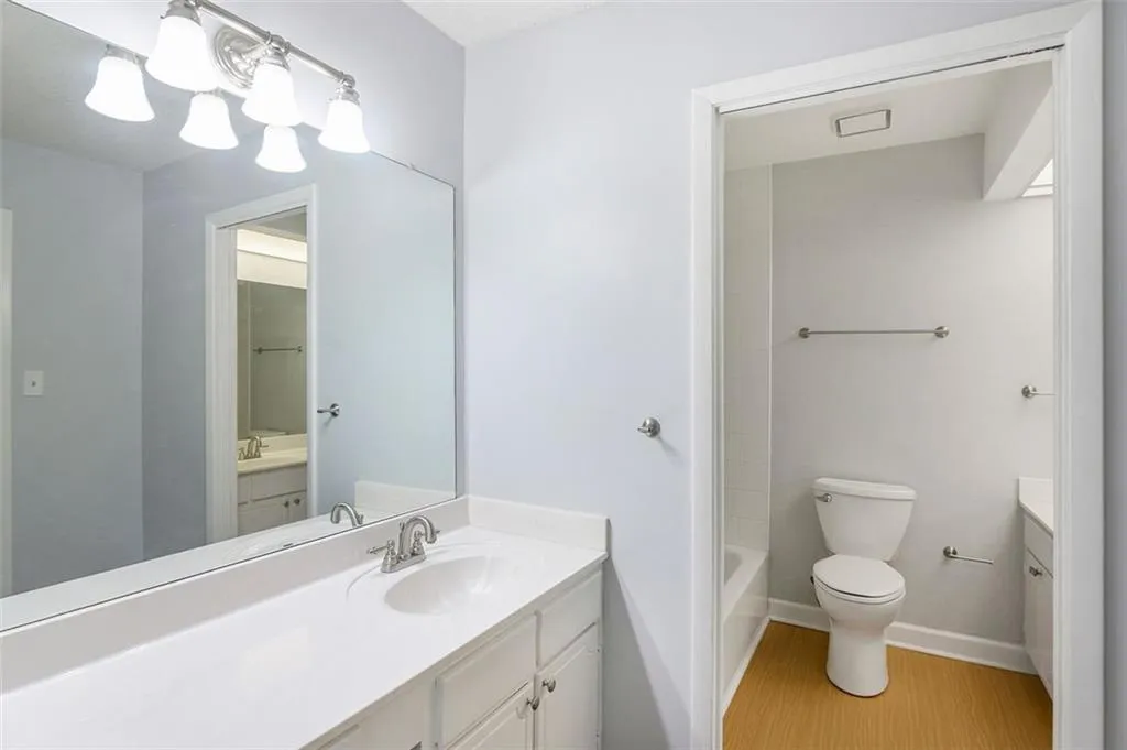 7 Basswood Circle, Atlanta, Georgia 30328, 4 Bedrooms Bedrooms, ,3 BathroomsBathrooms,Residential,Sold,7 Basswood Circle,6948436