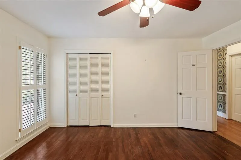 440 N Harbor Drive, Atlanta, Georgia 30328, 5 Bedrooms Bedrooms, ,3 BathroomsBathrooms,Residential,Sold,440 N Harbor Drive,6118535