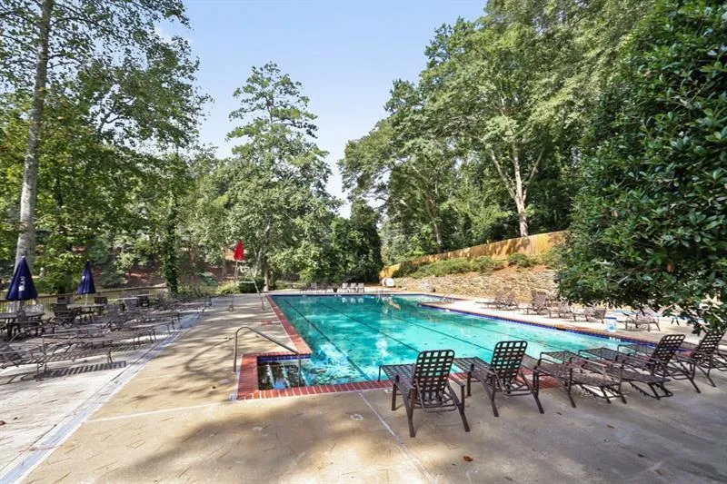 440 N Harbor Drive, Atlanta, Georgia 30328, 5 Bedrooms Bedrooms, ,3 BathroomsBathrooms,Residential,Sold,440 N Harbor Drive,6118535