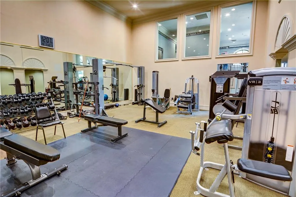 3334 Peachtree Road Ne Unit 1208, Atlanta, Georgia 30326, 2 Bedrooms Bedrooms, ,2 BathroomsBathrooms,Residential,For Sale,3334 Peachtree Road Ne Unit 1208,7615071