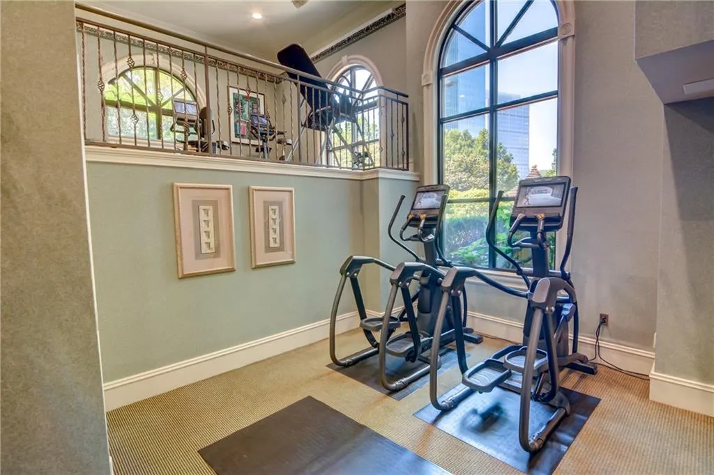 3334 Peachtree Road Ne Unit 1208, Atlanta, Georgia 30326, 2 Bedrooms Bedrooms, ,2 BathroomsBathrooms,Residential,For Sale,3334 Peachtree Road Ne Unit 1208,7615071