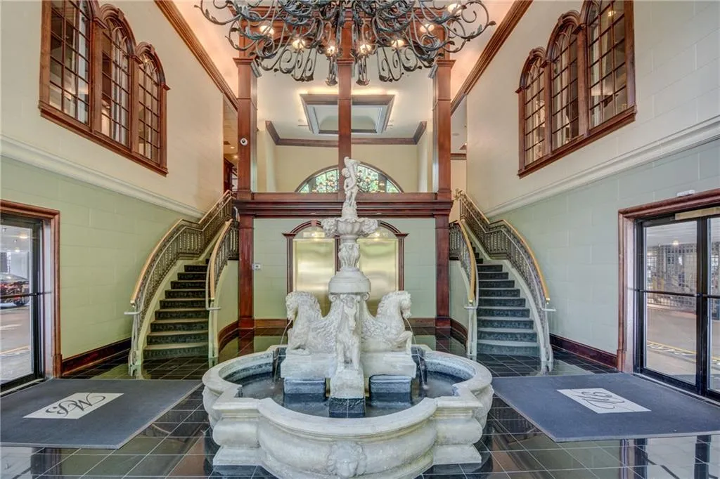 3334 Peachtree Road Ne Unit 1208, Atlanta, Georgia 30326, 2 Bedrooms Bedrooms, ,2 BathroomsBathrooms,Residential,For Sale,3334 Peachtree Road Ne Unit 1208,7615071