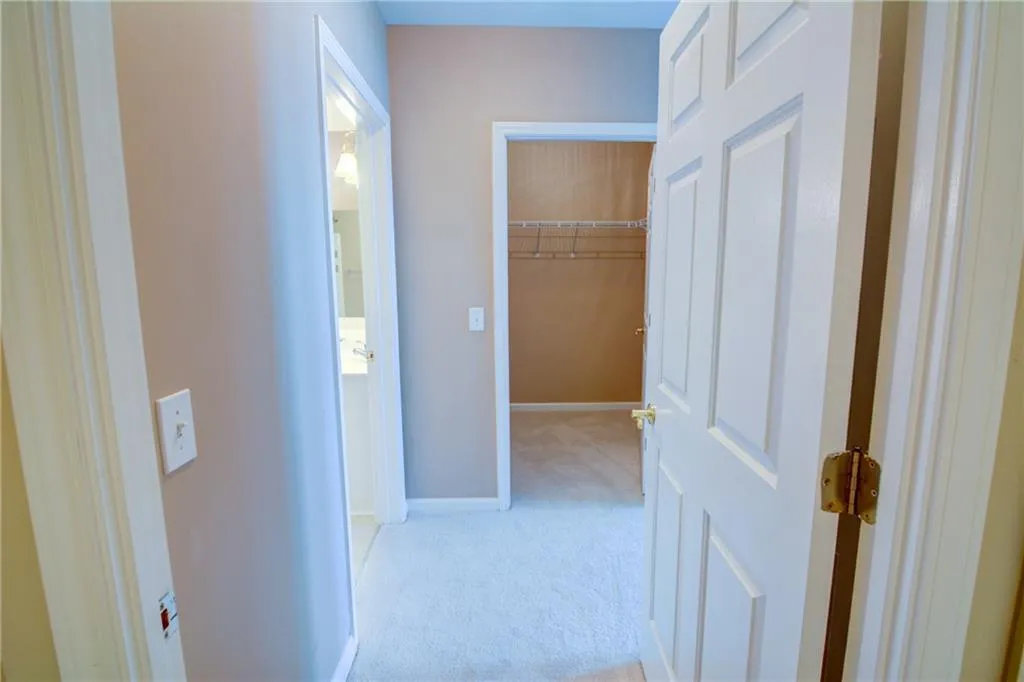 3334 Peachtree Road Ne Unit 1208, Atlanta, Georgia 30326, 2 Bedrooms Bedrooms, ,2 BathroomsBathrooms,Residential,For Sale,3334 Peachtree Road Ne Unit 1208,7615071