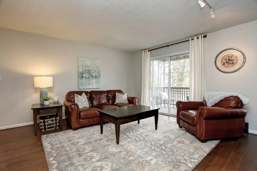 2901 Lenox Road Unit 610, Atlanta, Georgia 30324, 2 Bedrooms Bedrooms, ,2 BathroomsBathrooms,Residential,Sold,2901 Lenox Road Unit 610,5976419