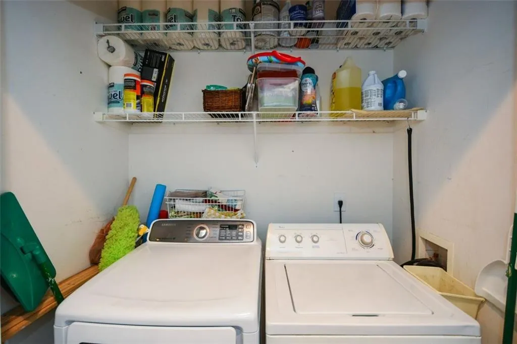 4754 Ivy Ridge Drive Se Unit 1, Atlanta, Georgia 30339, 3 Bedrooms Bedrooms, ,2 BathroomsBathrooms,Residential,For Sale,4754 Ivy Ridge Drive Se Unit 1,7498707