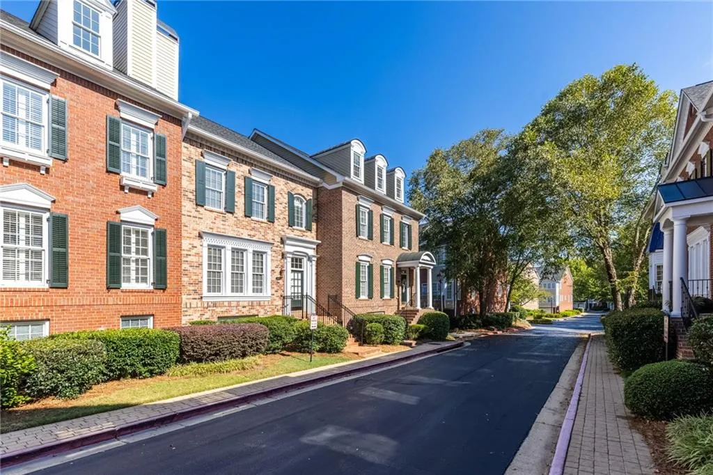 4656 Ivygate Circle Se, Atlanta, Georgia 30339, 3 Bedrooms Bedrooms, ,3 BathroomsBathrooms,Residential,For Sale,4656 Ivygate Circle Se,7569360