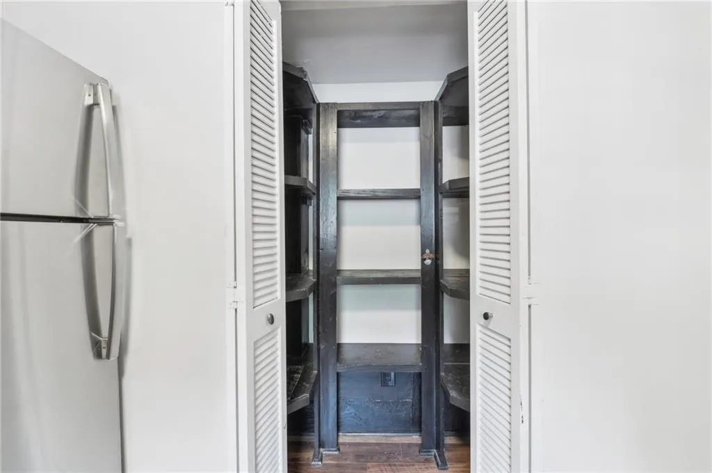 73 Montre Square, Atlanta, Georgia 30327, 2 Bedrooms Bedrooms, ,2 BathroomsBathrooms,Residential,For Sale,73 Montre Square,7610960