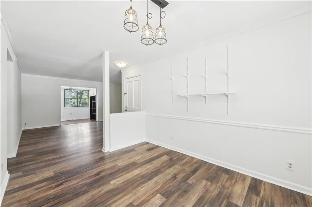 73 Montre Square, Atlanta, Georgia 30327, 2 Bedrooms Bedrooms, ,2 BathroomsBathrooms,Residential,For Sale,73 Montre Square,7610960