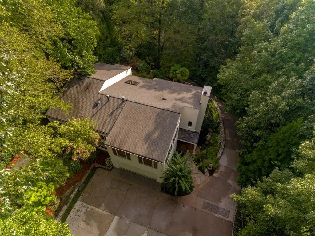 6125 River Chase Circle, Atlanta, Georgia 30328, 5 Bedrooms Bedrooms, ,3 BathroomsBathrooms,Residential,Sold,6125 River Chase Circle,6945203