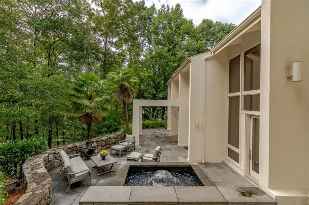 6125 River Chase Circle, Atlanta, Georgia 30328, 5 Bedrooms Bedrooms, ,3 BathroomsBathrooms,Residential,Sold,6125 River Chase Circle,6945203