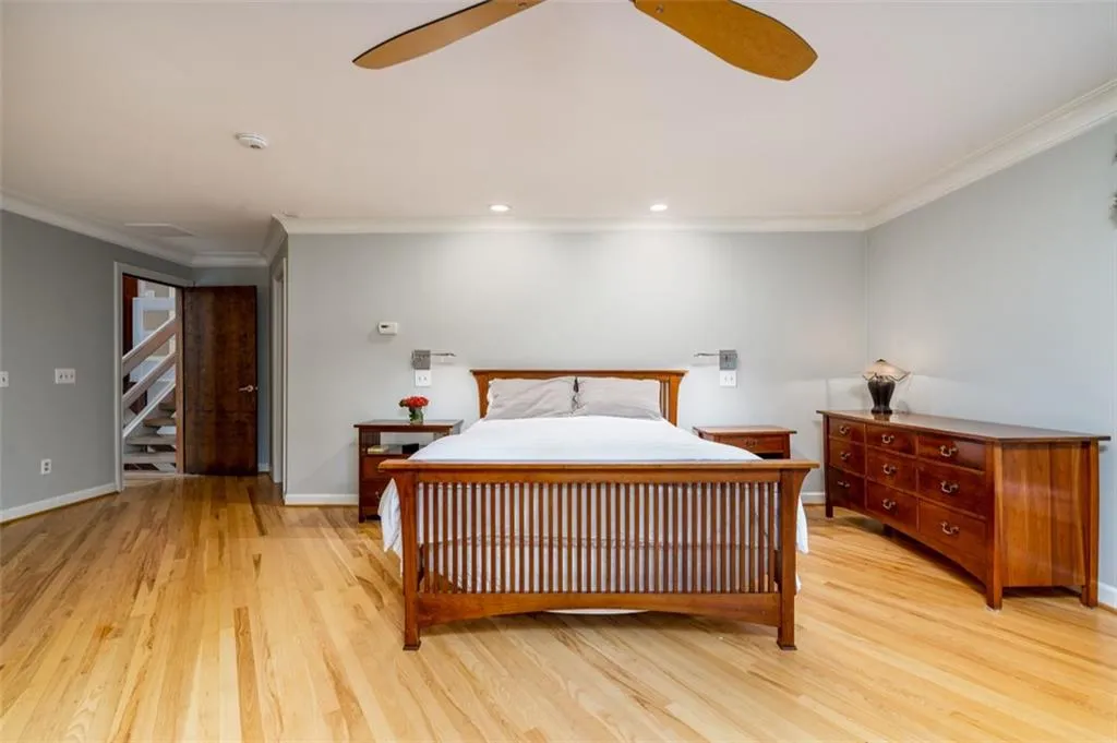 6125 River Chase Circle, Atlanta, Georgia 30328, 5 Bedrooms Bedrooms, ,3 BathroomsBathrooms,Residential,Sold,6125 River Chase Circle,6945203