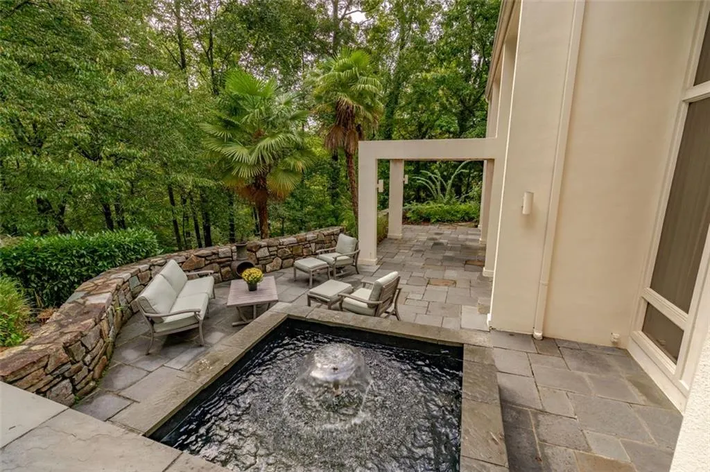 6125 River Chase Circle, Atlanta, Georgia 30328, 5 Bedrooms Bedrooms, ,3 BathroomsBathrooms,Residential,Sold,6125 River Chase Circle,6945203