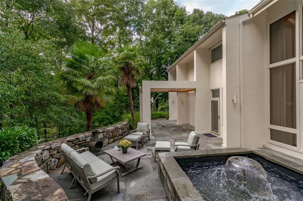 6125 River Chase Circle, Atlanta, Georgia 30328, 5 Bedrooms Bedrooms, ,3 BathroomsBathrooms,Residential,Sold,6125 River Chase Circle,6945203