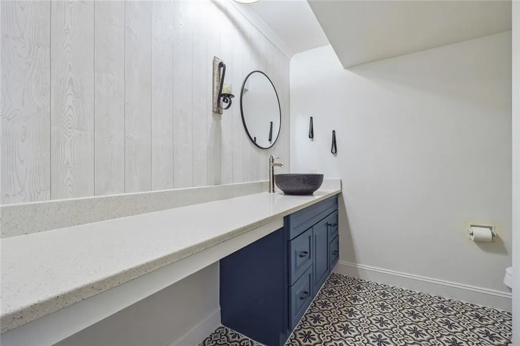 6851 Roswell Road Unit A-3, Sandy Springs, Georgia 30328, 2 Bedrooms Bedrooms, ,2 BathroomsBathrooms,Residential,For Sale,6851 Roswell Road Unit A-3,7653463