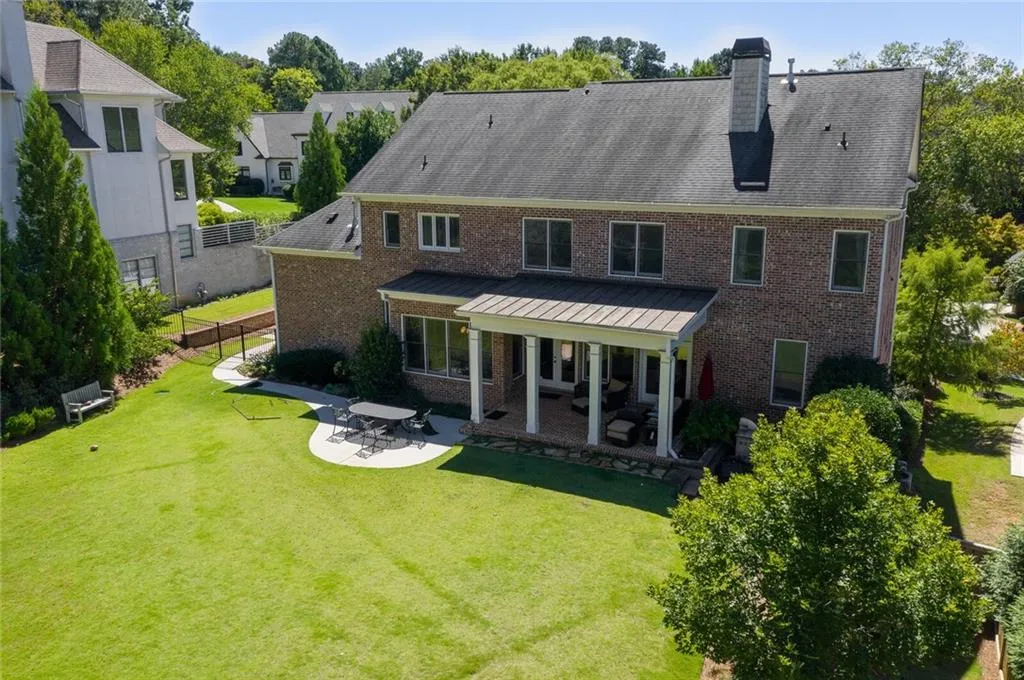 410 Tavern Circle, Sandy Springs, Georgia 30350, 5 Bedrooms Bedrooms, ,4 BathroomsBathrooms,Residential,Sold,410 Tavern Circle,6945355