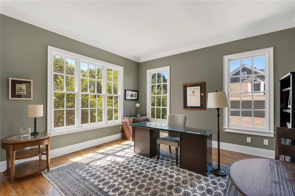 410 Tavern Circle, Sandy Springs, Georgia 30350, 5 Bedrooms Bedrooms, ,4 BathroomsBathrooms,Residential,Sold,410 Tavern Circle,6945355