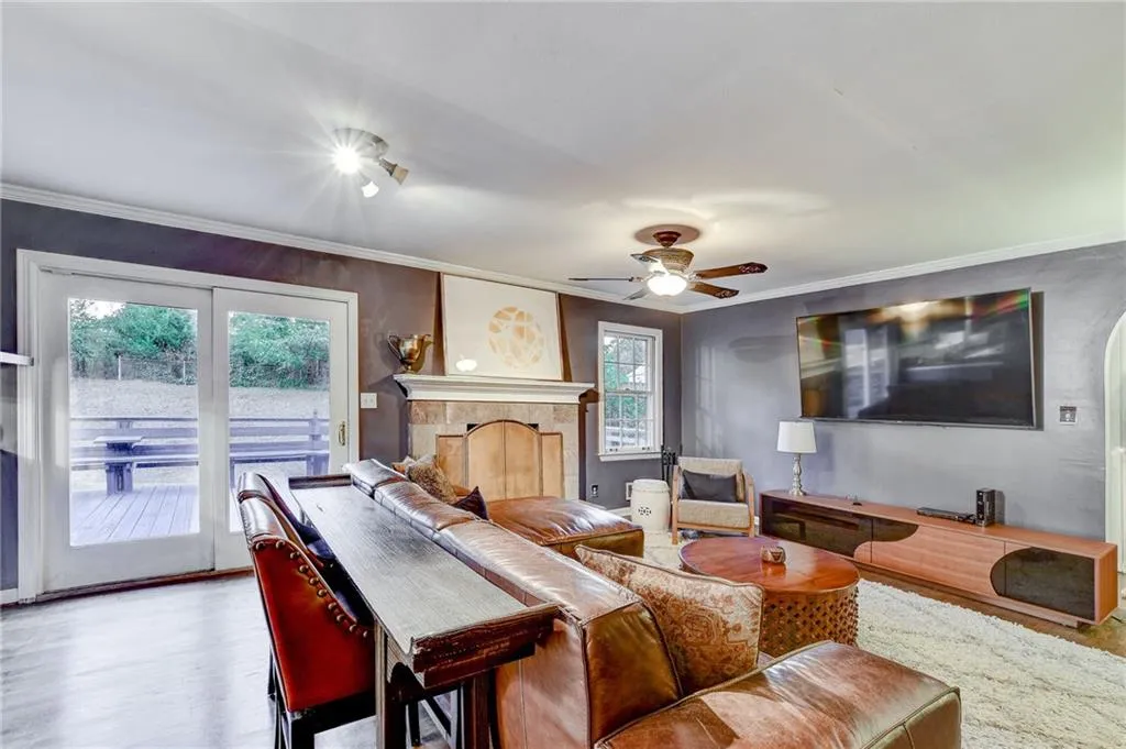576 Lorell Terrace Ne, Atlanta, Georgia 30328, 4 Bedrooms Bedrooms, ,3 BathroomsBathrooms,Residential,Sold,576 Lorell Terrace Ne,6948679