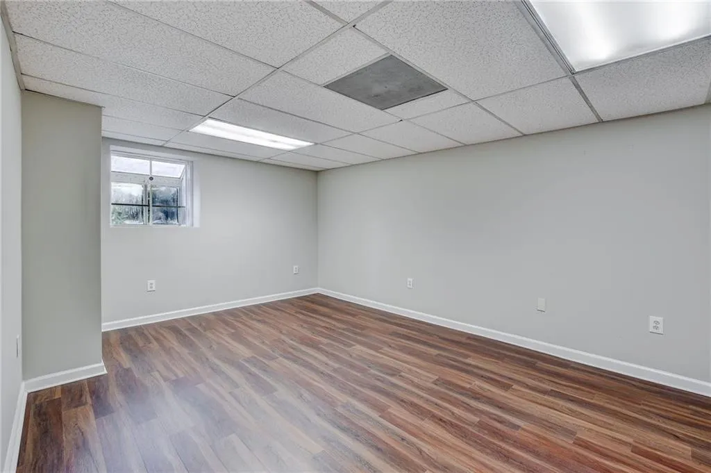 576 Lorell Terrace Ne, Atlanta, Georgia 30328, 4 Bedrooms Bedrooms, ,3 BathroomsBathrooms,Residential,Sold,576 Lorell Terrace Ne,6948679