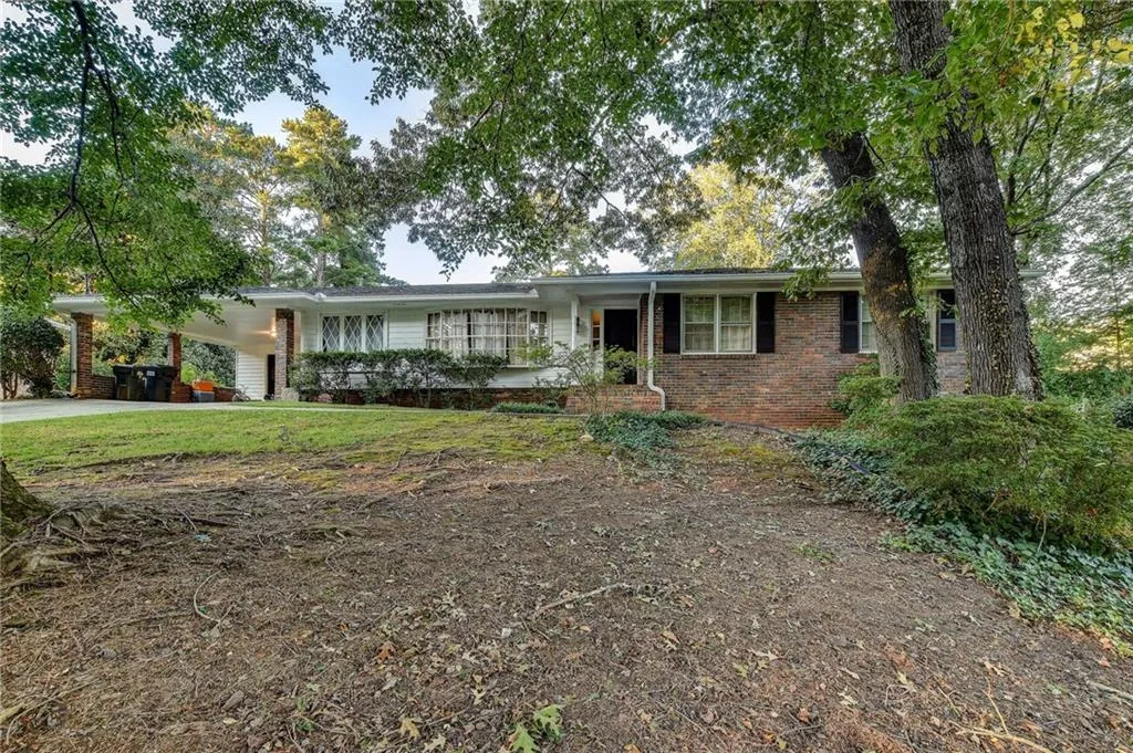 576 Lorell Terrace Ne, Atlanta, Georgia 30328, 4 Bedrooms Bedrooms, ,3 BathroomsBathrooms,Residential,Sold,576 Lorell Terrace Ne,6948679