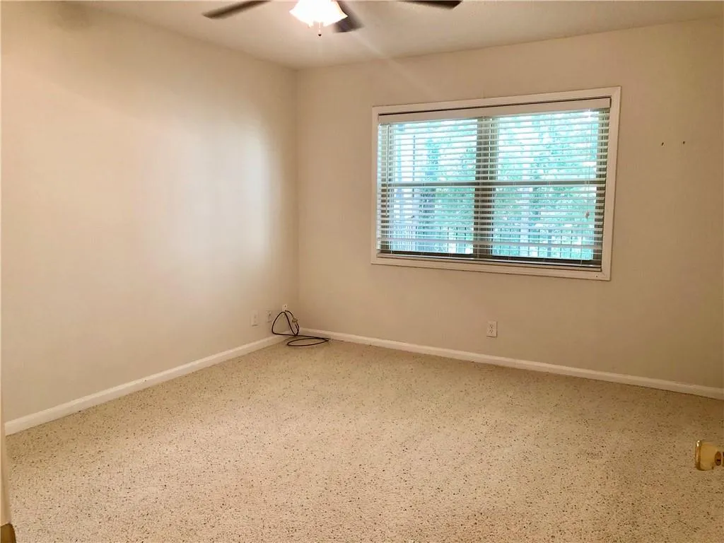 6851 Roswell Road Unit H20, Sandy Springs, Georgia 30328, 3 Bedrooms Bedrooms, ,2 BathroomsBathrooms,Residential,Sold,6851 Roswell Road Unit H20,6554580