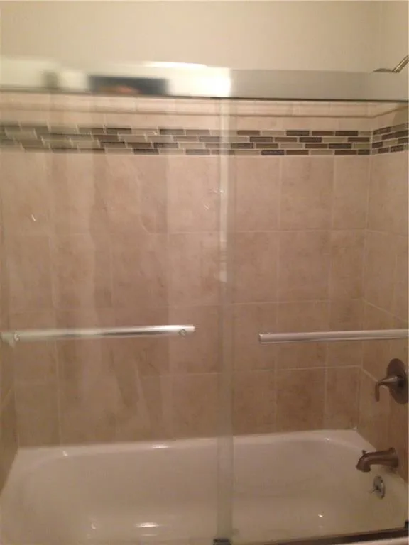 7750 Roswell Road Unit 7c, Atlanta, Georgia 30350, 2 Bedrooms Bedrooms, ,1 BathroomBathrooms,Residential,Sold,7750 Roswell Road Unit 7c,5767760