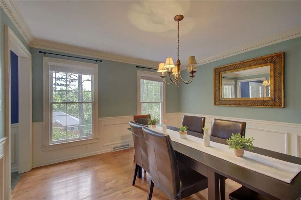 535 Calaveras Drive, Sandy Springs, Georgia 30350, 5 Bedrooms Bedrooms, ,4 BathroomsBathrooms,Residential,Sold,535 Calaveras Drive,6836375