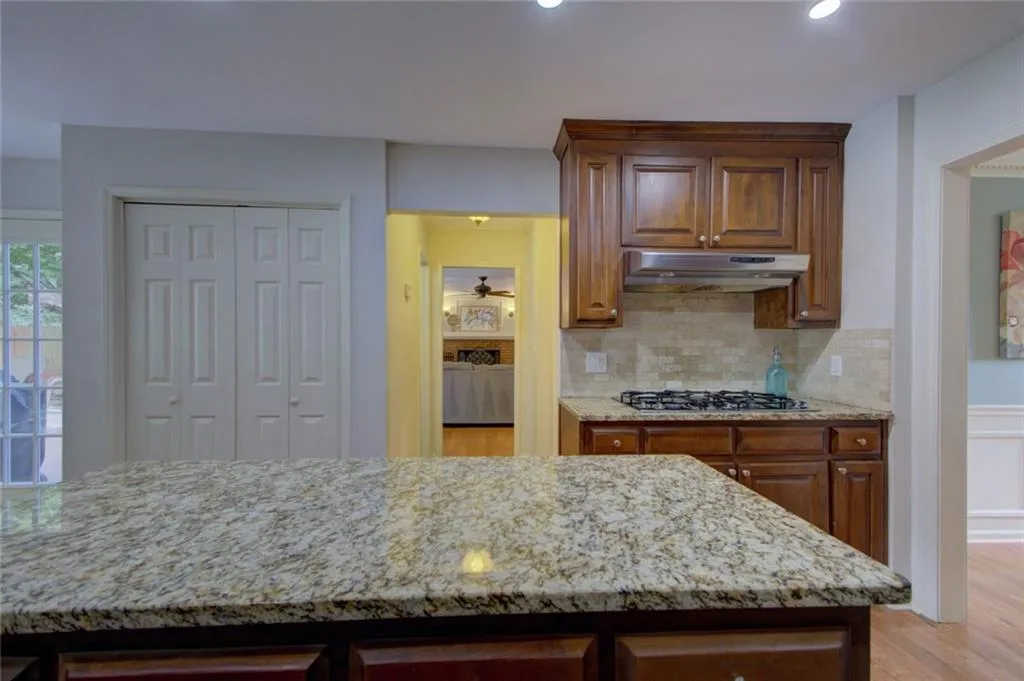 535 Calaveras Drive, Sandy Springs, Georgia 30350, 5 Bedrooms Bedrooms, ,4 BathroomsBathrooms,Residential,Sold,535 Calaveras Drive,6836375