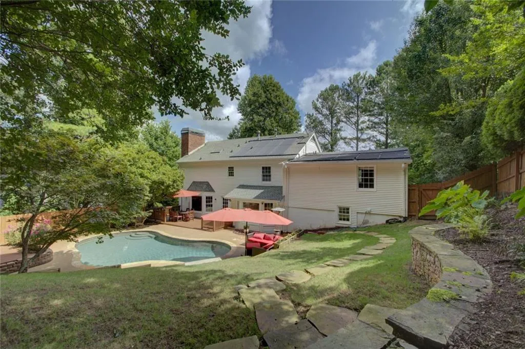 535 Calaveras Drive, Sandy Springs, Georgia 30350, 5 Bedrooms Bedrooms, ,4 BathroomsBathrooms,Residential,Sold,535 Calaveras Drive,6836375
