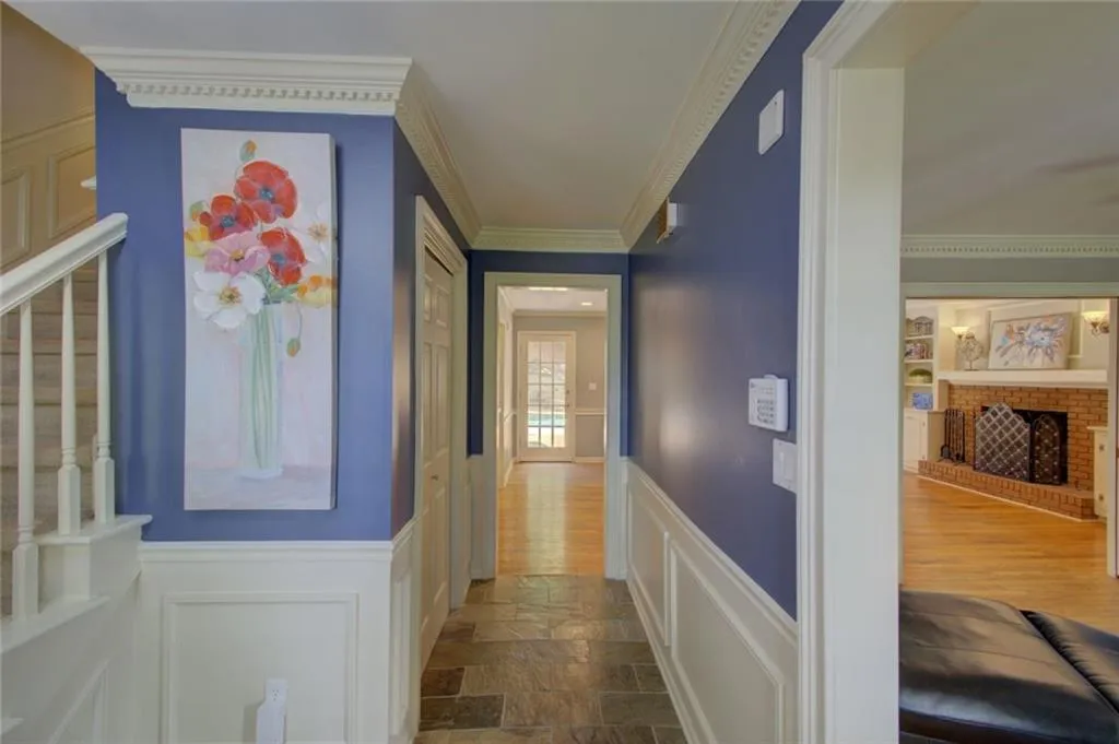 535 Calaveras Drive, Sandy Springs, Georgia 30350, 5 Bedrooms Bedrooms, ,4 BathroomsBathrooms,Residential,Sold,535 Calaveras Drive,6836375