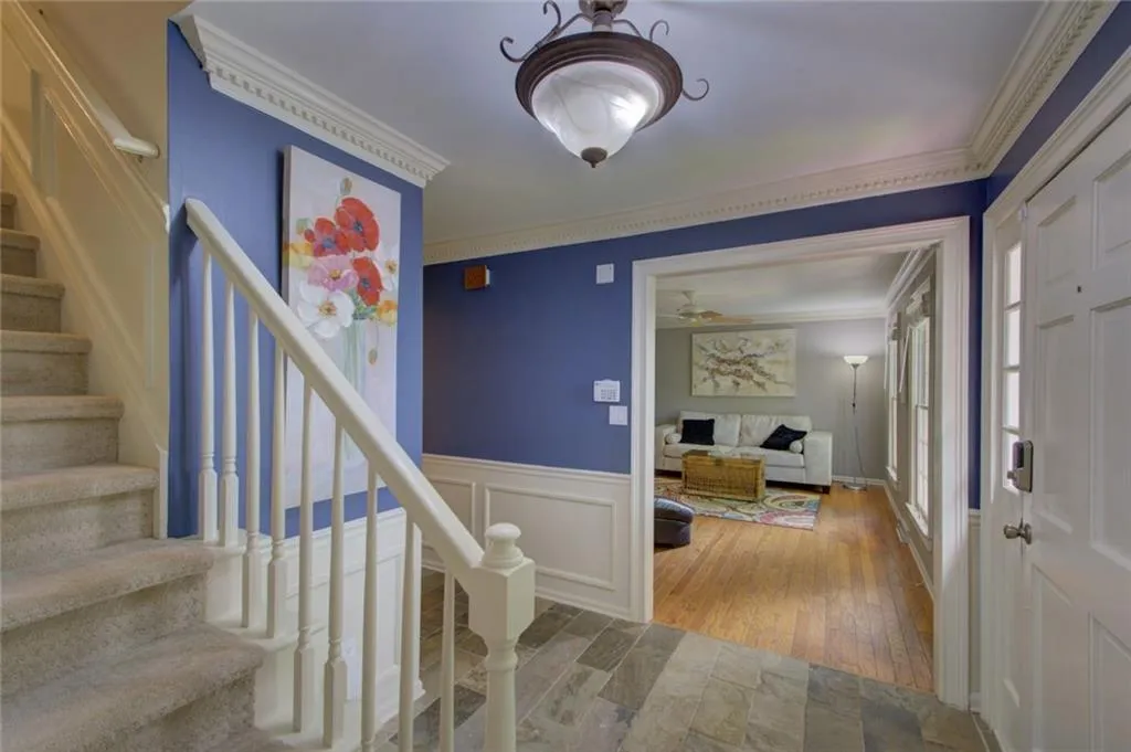 535 Calaveras Drive, Sandy Springs, Georgia 30350, 5 Bedrooms Bedrooms, ,4 BathroomsBathrooms,Residential,Sold,535 Calaveras Drive,6836375