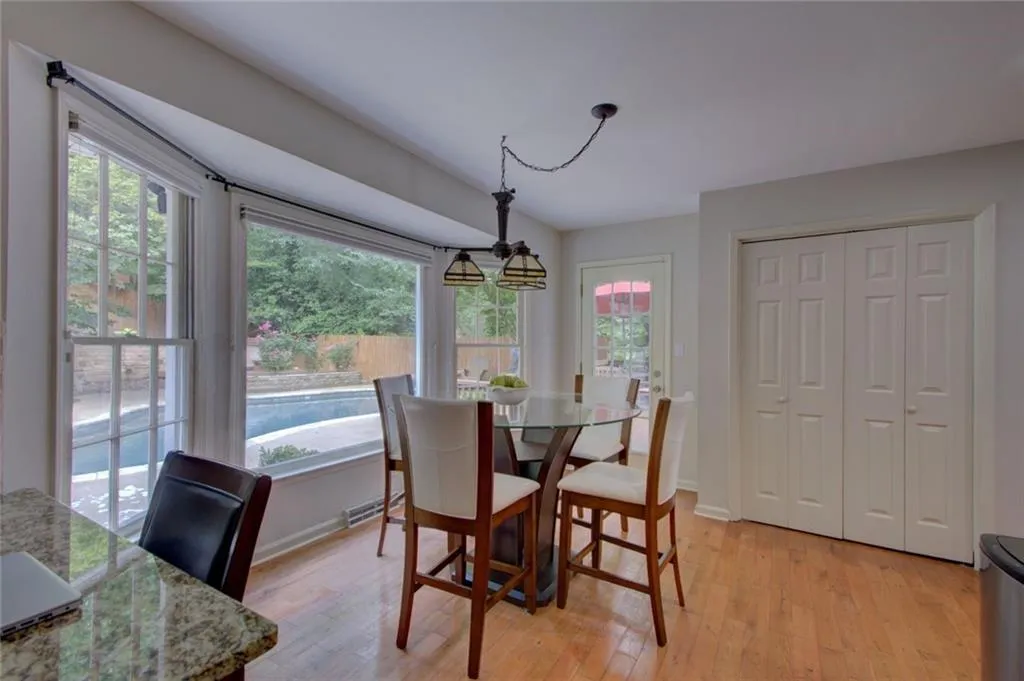 535 Calaveras Drive, Sandy Springs, Georgia 30350, 5 Bedrooms Bedrooms, ,4 BathroomsBathrooms,Residential,Sold,535 Calaveras Drive,6836375