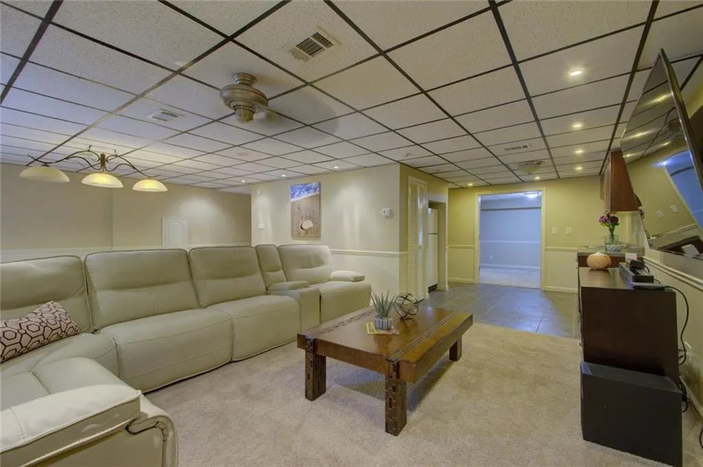 535 Calaveras Drive, Sandy Springs, Georgia 30350, 5 Bedrooms Bedrooms, ,4 BathroomsBathrooms,Residential,Sold,535 Calaveras Drive,6836375