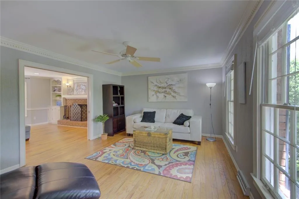 535 Calaveras Drive, Sandy Springs, Georgia 30350, 5 Bedrooms Bedrooms, ,4 BathroomsBathrooms,Residential,Sold,535 Calaveras Drive,6836375