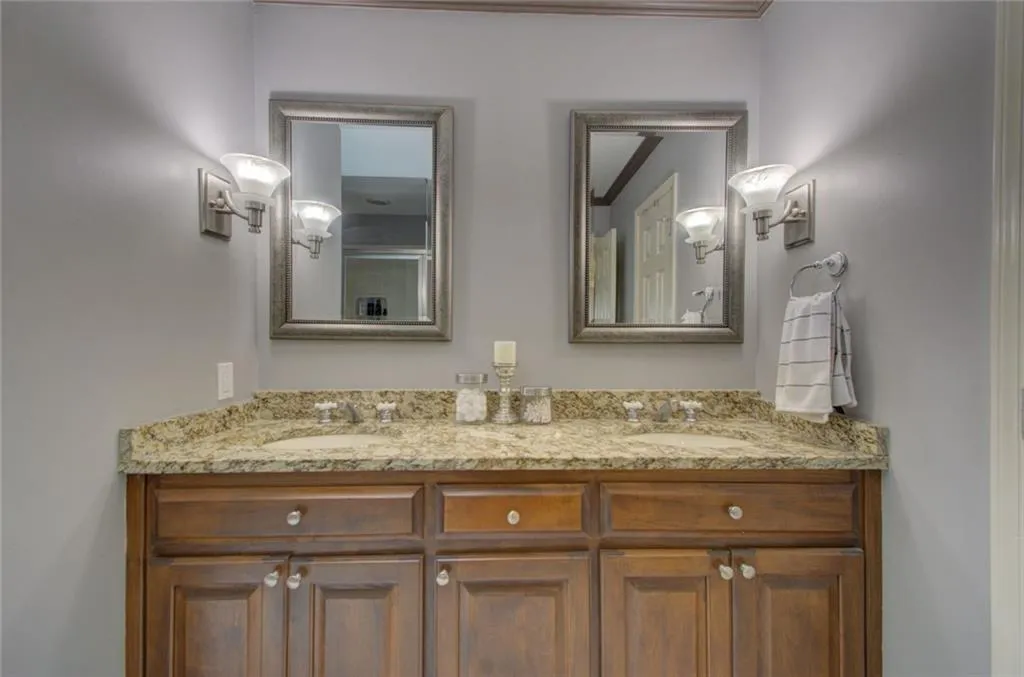 535 Calaveras Drive, Sandy Springs, Georgia 30350, 5 Bedrooms Bedrooms, ,4 BathroomsBathrooms,Residential,Sold,535 Calaveras Drive,6836375