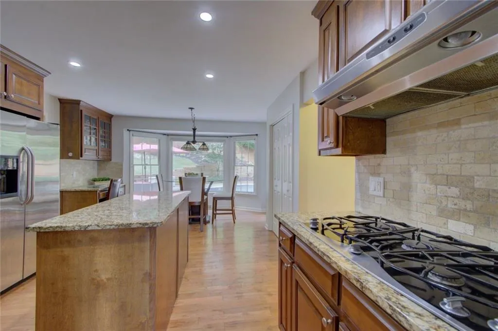 535 Calaveras Drive, Sandy Springs, Georgia 30350, 5 Bedrooms Bedrooms, ,4 BathroomsBathrooms,Residential,Sold,535 Calaveras Drive,6836375