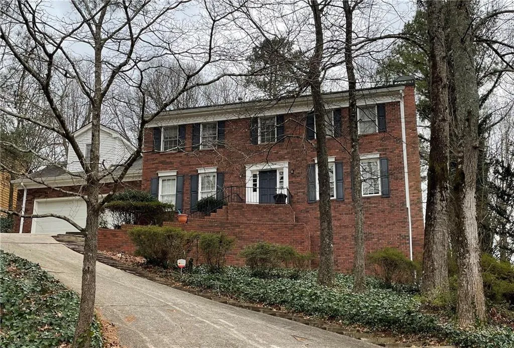 535 Calaveras Drive, Sandy Springs, Georgia 30350, 5 Bedrooms Bedrooms, ,4 BathroomsBathrooms,Residential,Sold,535 Calaveras Drive,6836375