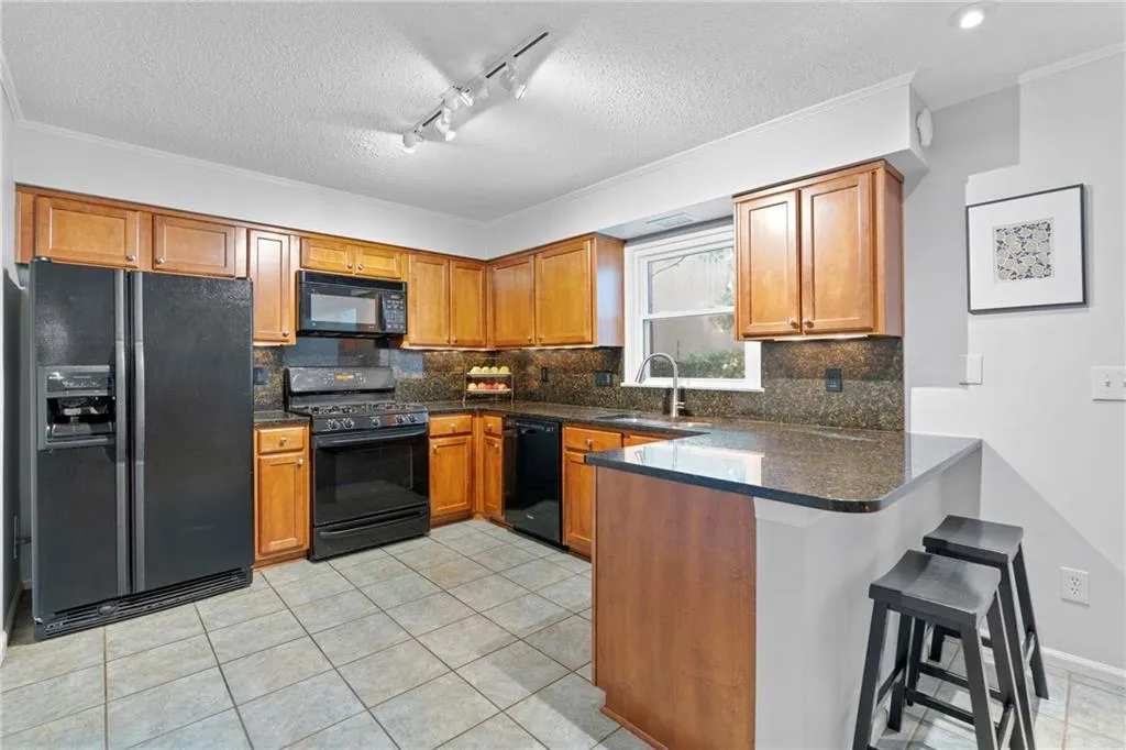 1702 Defoors Walk Nw, Atlanta, Georgia 30318, 2 Bedrooms Bedrooms, ,2 BathroomsBathrooms,Residential,For Sale,1702 Defoors Walk Nw,7655303 1702 Defoors Walk Nw, Atlanta, Georgia 30318, 2 Bedrooms Bedrooms, ,2 BathroomsBathrooms,Residential,For Sale,1702 Defoors Walk Nw,7655303