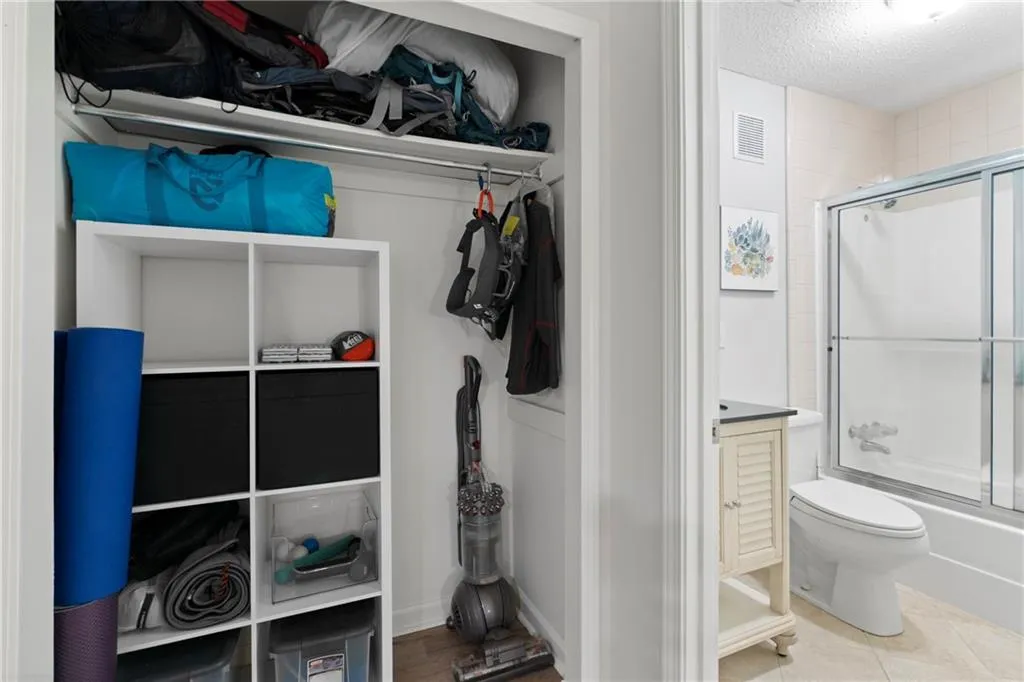 1702 Defoors Walk Nw, Atlanta, Georgia 30318, 2 Bedrooms Bedrooms, ,2 BathroomsBathrooms,Residential,For Sale,1702 Defoors Walk Nw,7655303 1702 Defoors Walk Nw, Atlanta, Georgia 30318, 2 Bedrooms Bedrooms, ,2 BathroomsBathrooms,Residential,For Sale,1702 Defoors Walk Nw,7655303