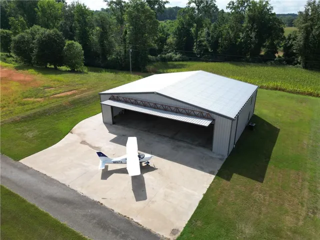 807 Sewell Road, Lavonia, Georgia 30553